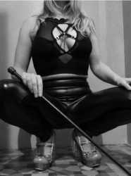 ProDomme Mistress Henriette - Corporal Punishment